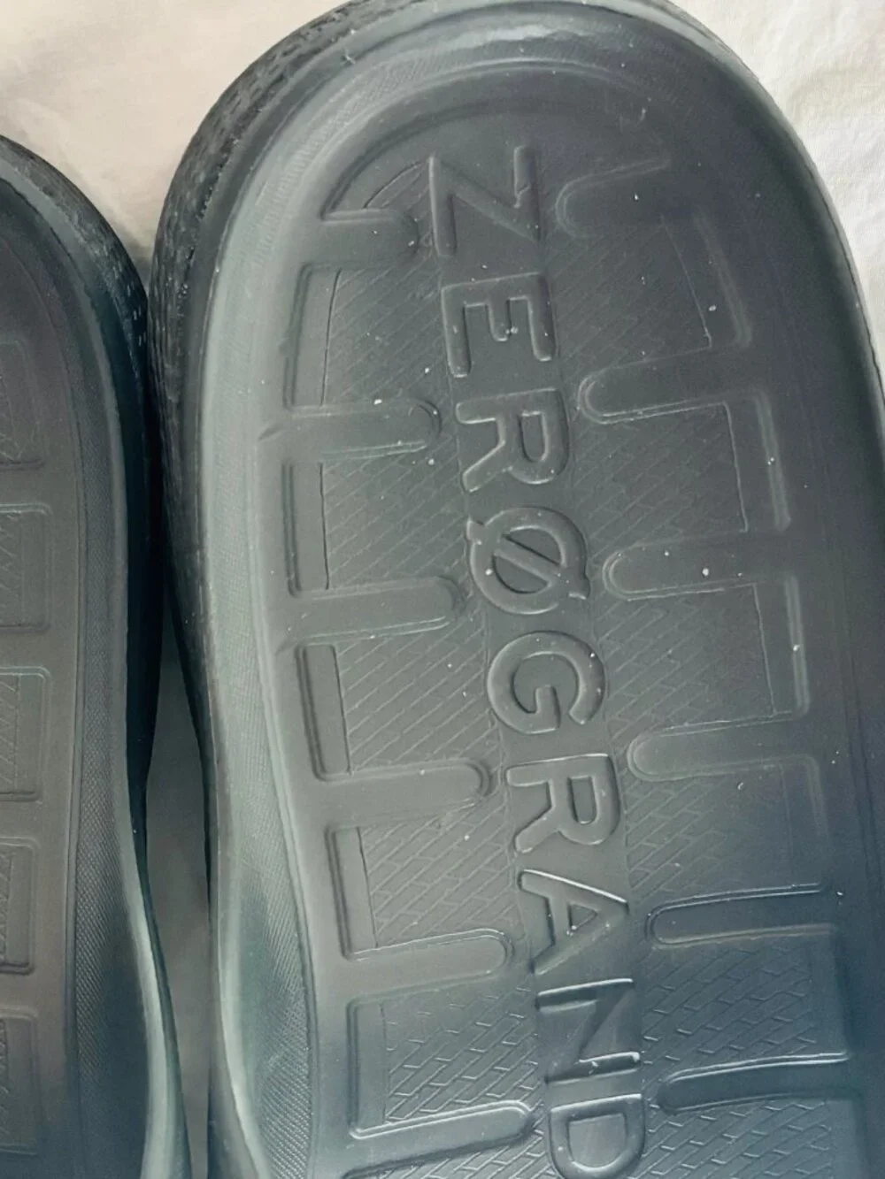 Cole Haan ZERØGRAND 360 Black Slide Sandals Men's Size 12 Comfort Recovery